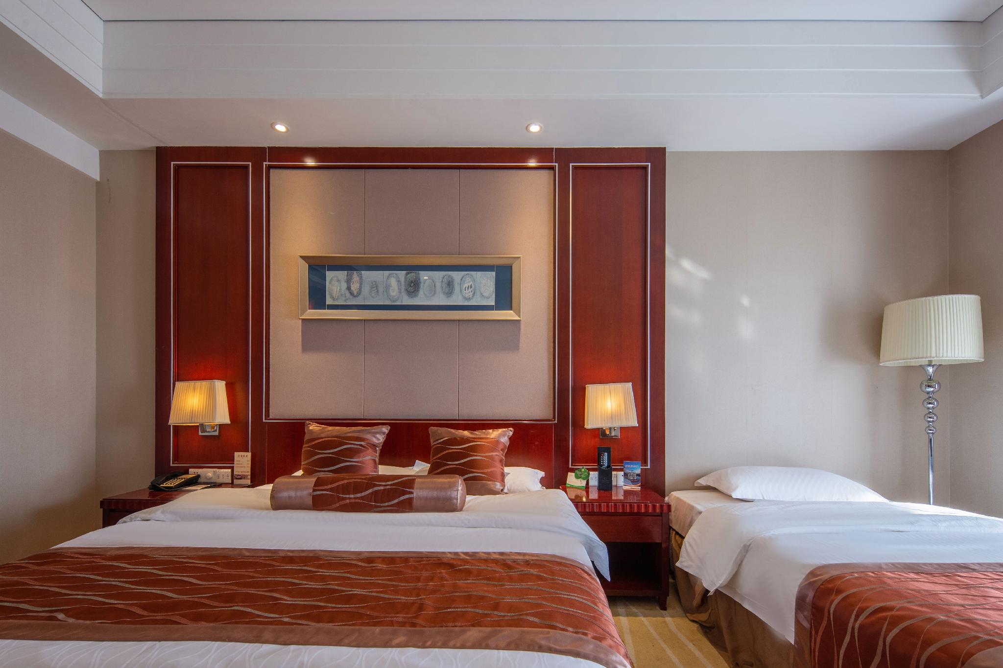Qingdao Huaxi Hotel 9/27