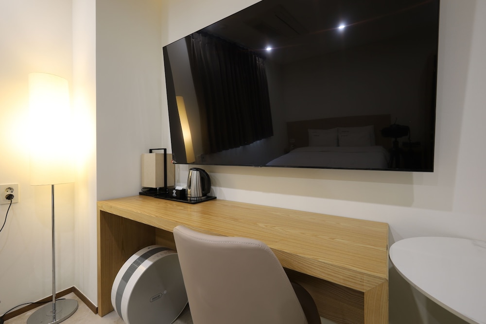 TRT Hotel 40/50