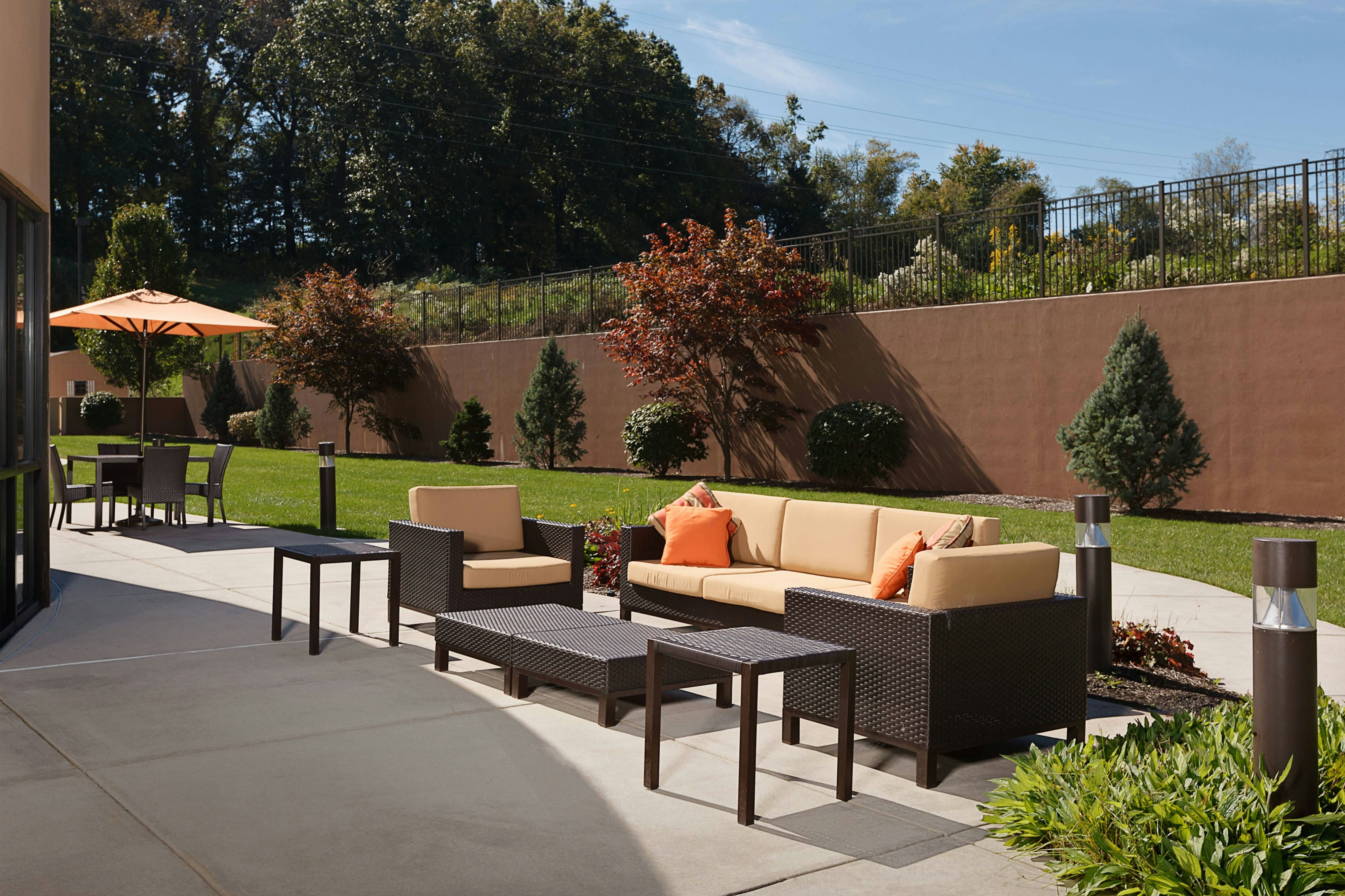Courtyard by Marriott Harrisburg Hershey 32/32