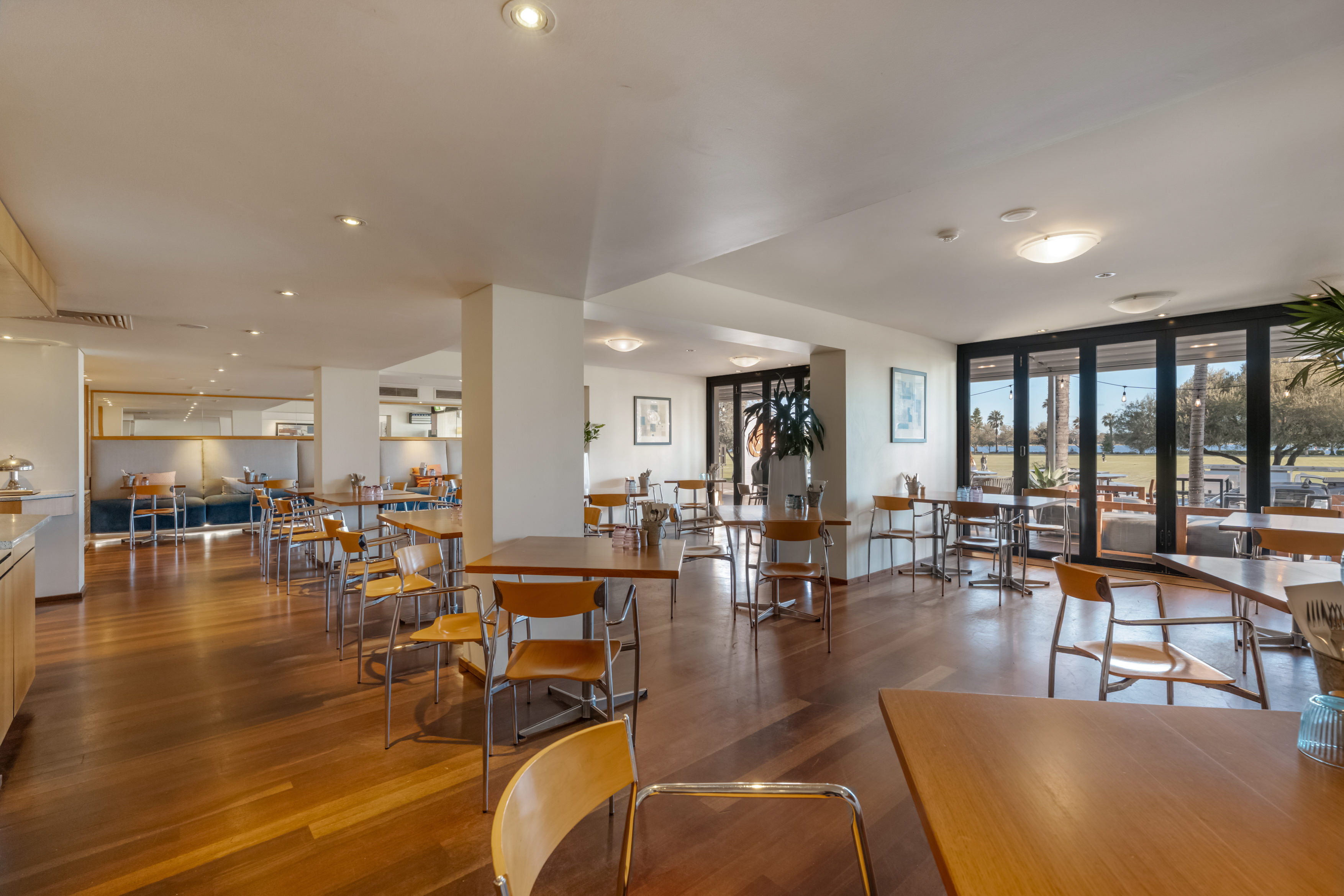 Crowne Plaza Perth 29/50