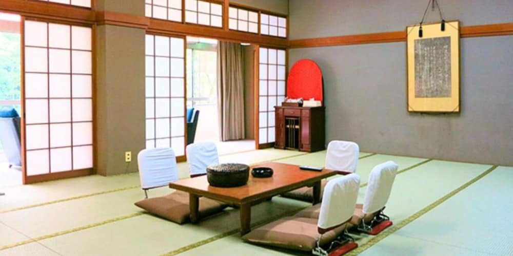 Takao Kanko Hotel 20/50