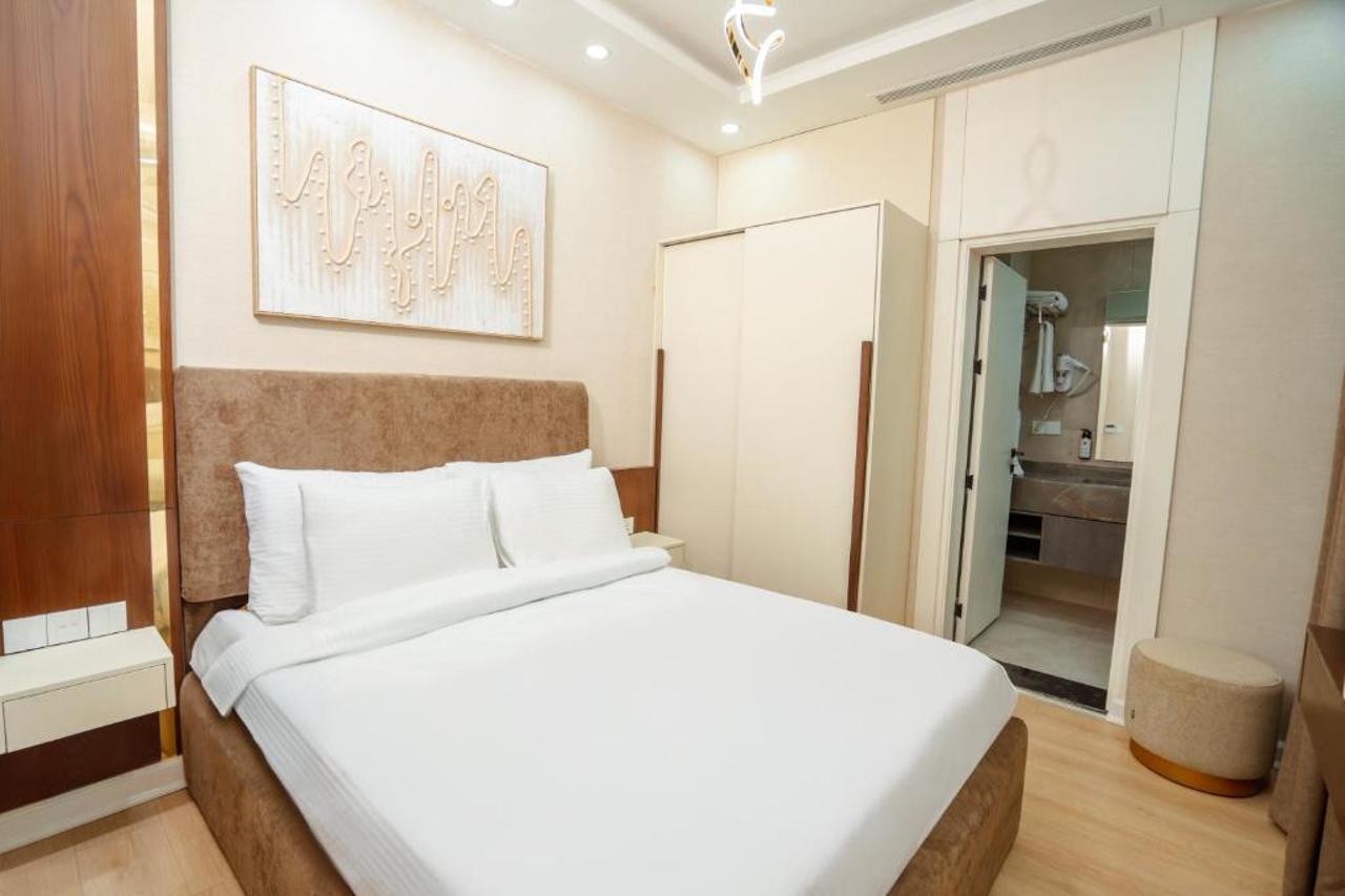 Aumary Hotel & Residences 12/16