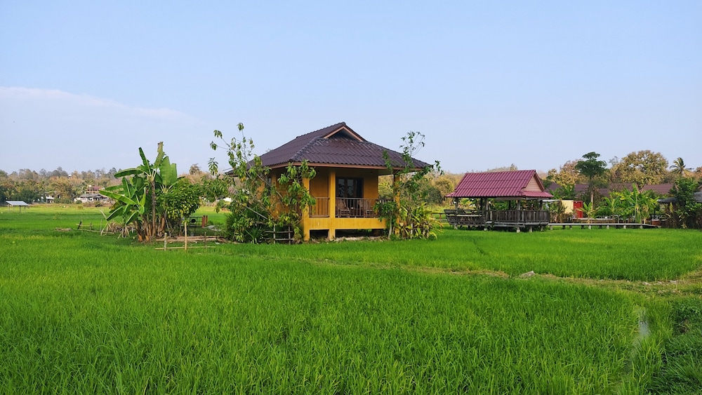 Country Retreat 12/74