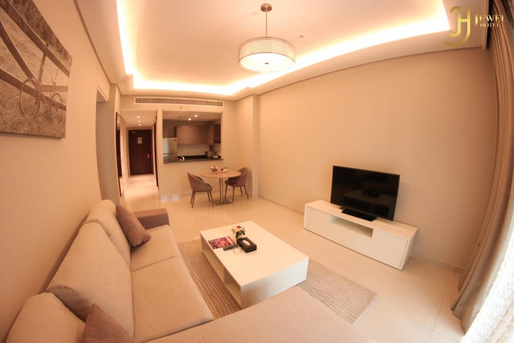 The Jewel Hotel 27/48