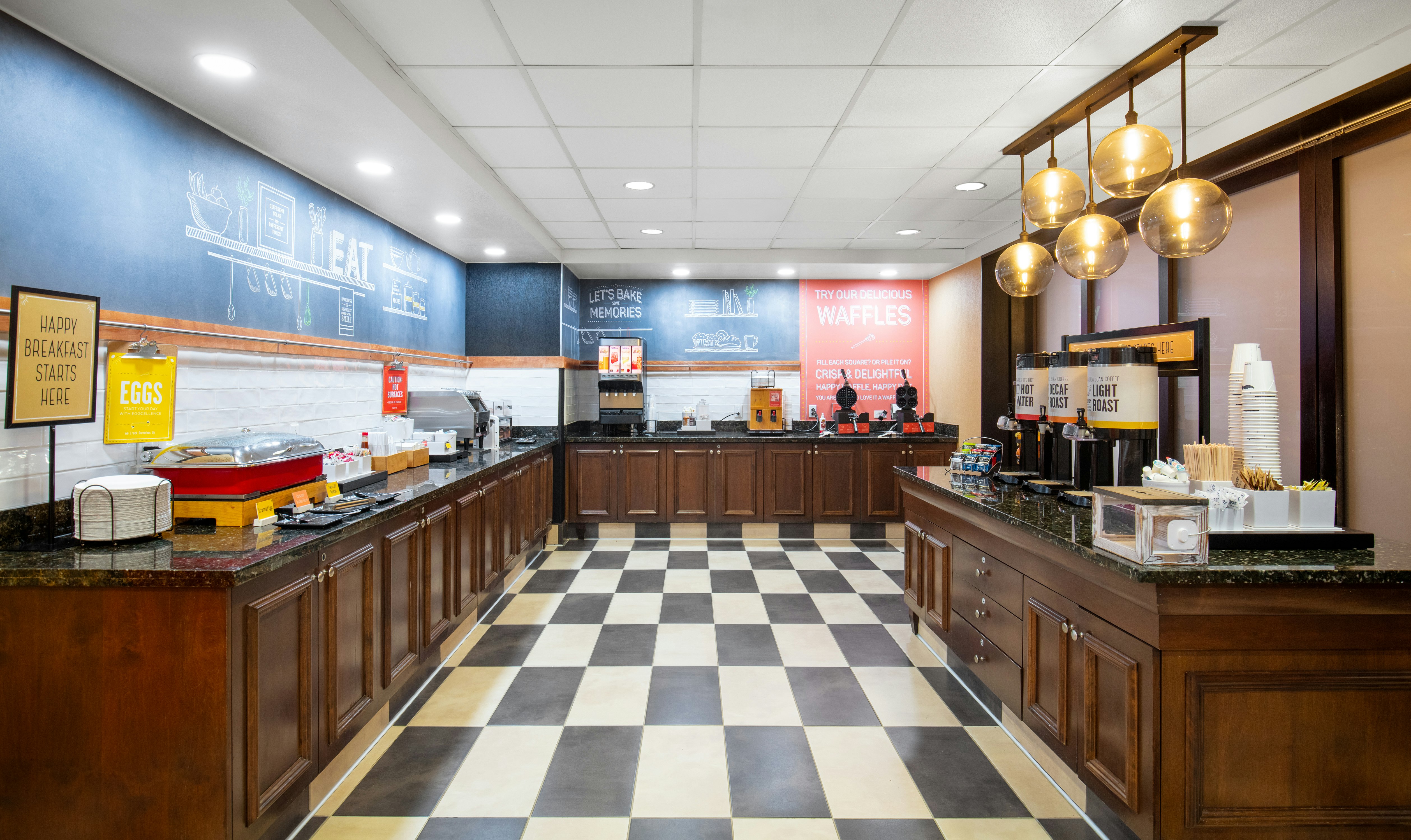 Hampton Inn and Suites Sacramento-Elk Grove Laguna I-5 6/50