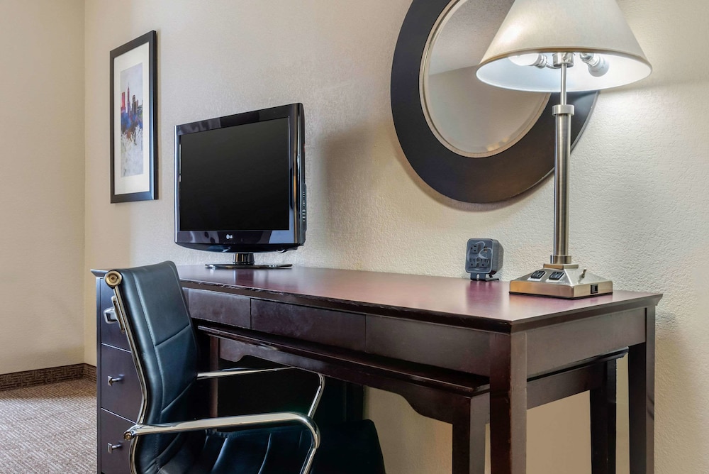 Comfort Suites Lafayette University Area 44/56
