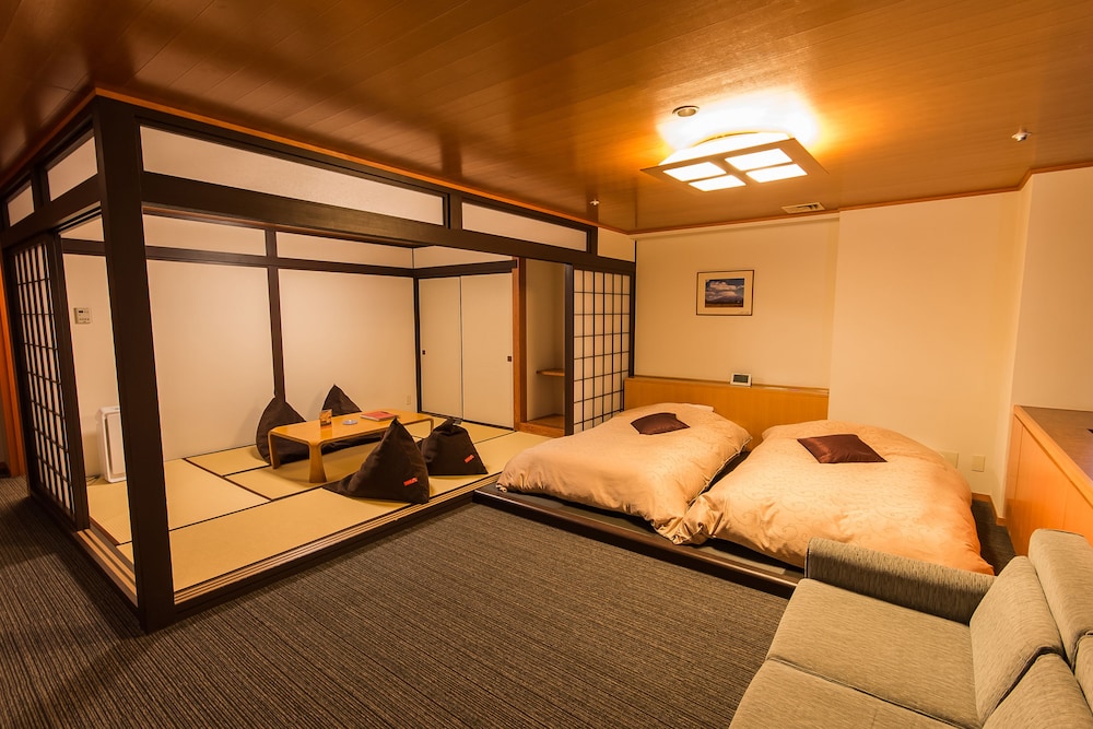 Niseko Kombuonsen Hotel Kanronomori 36/74