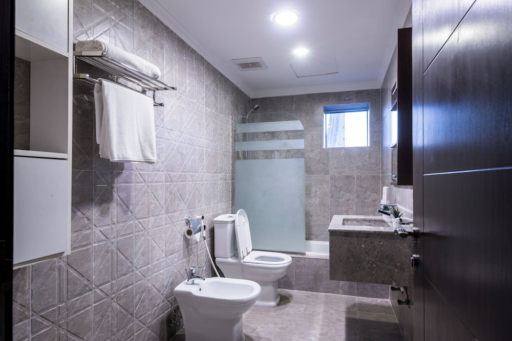 فندق لاهويا جدة(Lahoya Hotel & Suites) 26/28