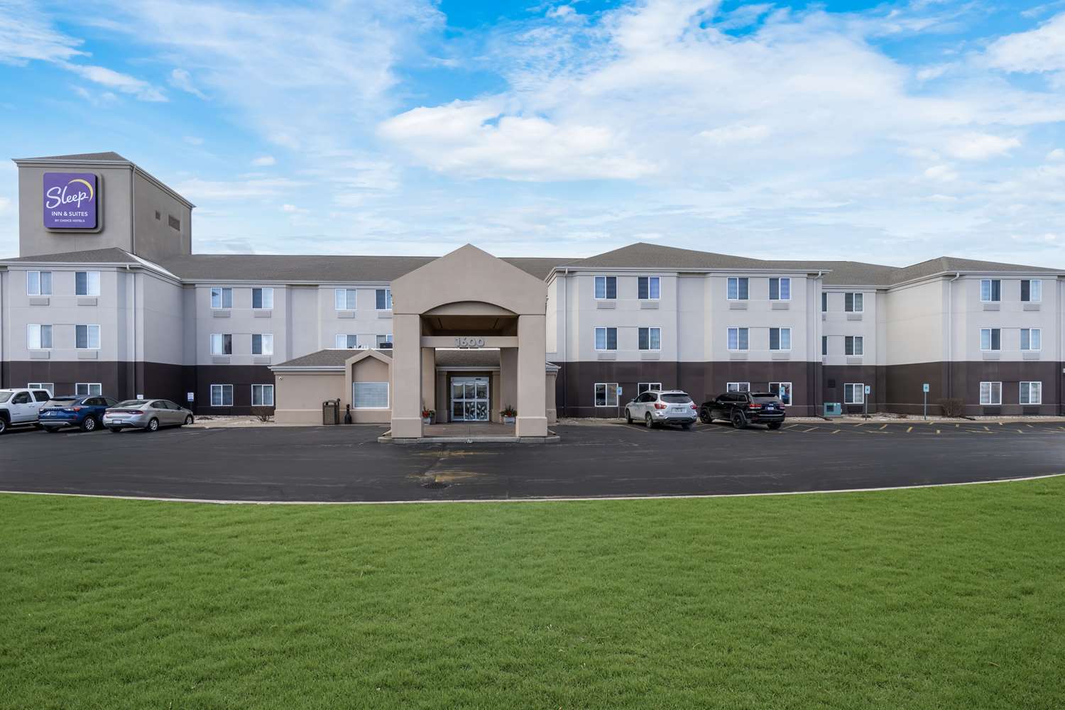 Sleep Inn Suites Green Bay Airport 35/36