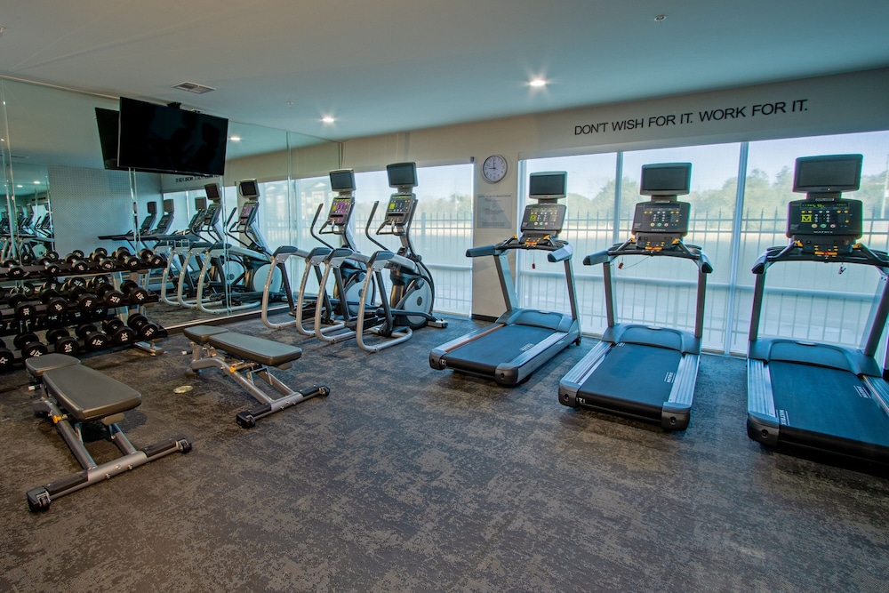 Fairfield Inn & Suites by Marriott Houston Katy 24/43