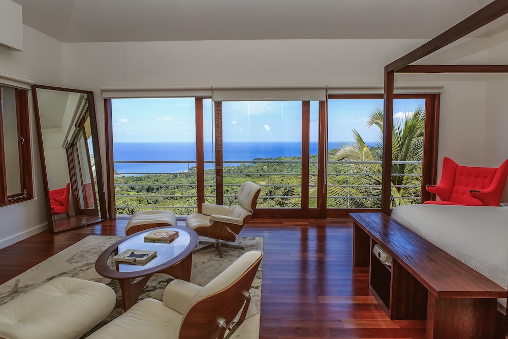 Cocosan Villa 8/33