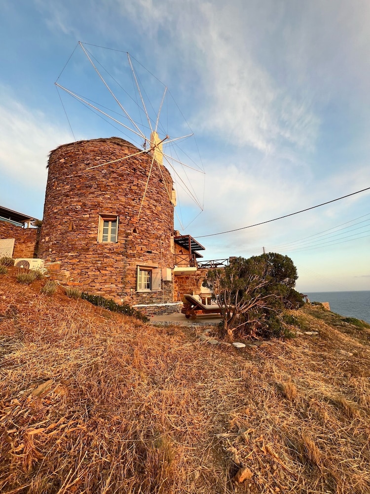 The Stone Windmill 35/50