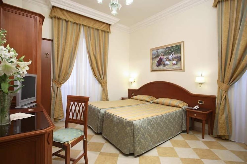 Hotel Contilia 50/66
