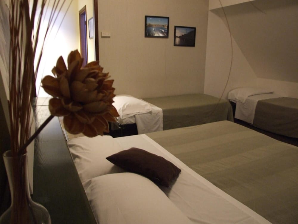 Hotel Orvieto 27/32
