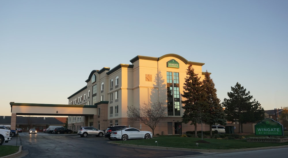 Wingate By Wyndham Tinley Park 3/48