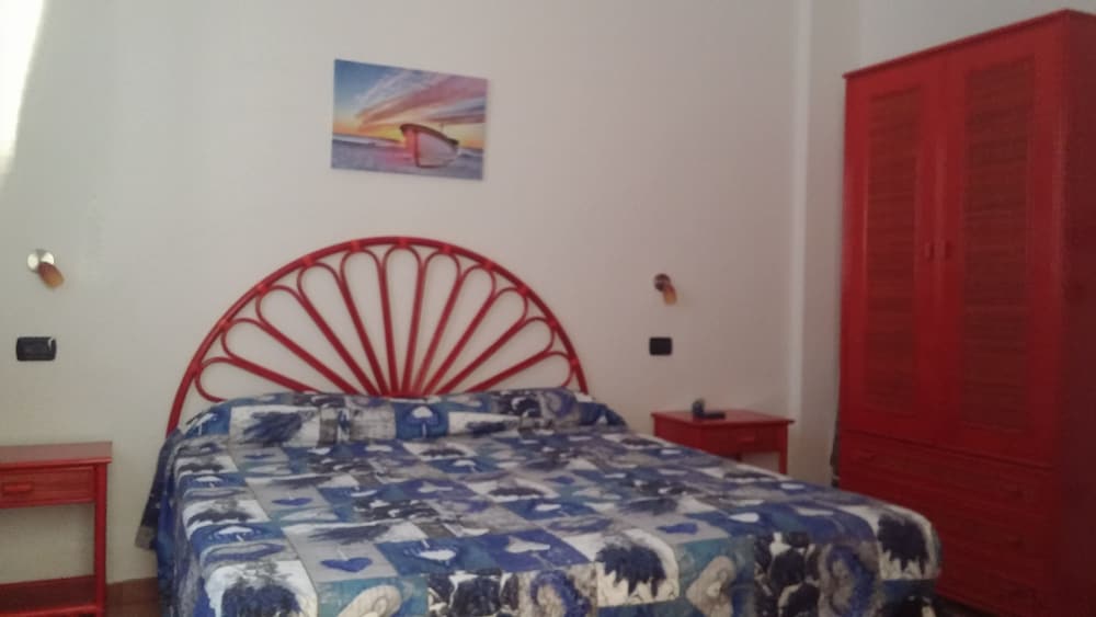 Room, Queen Bed