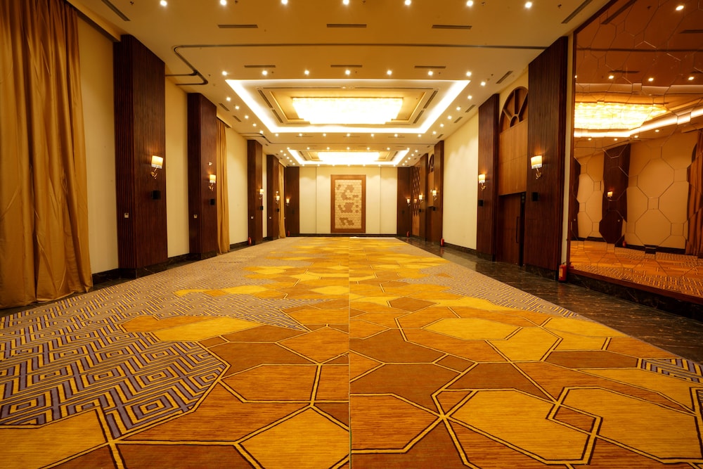 Polo Hotels, Agartala 57/64