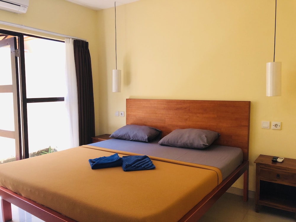 Kelan Tel Bali 13/43