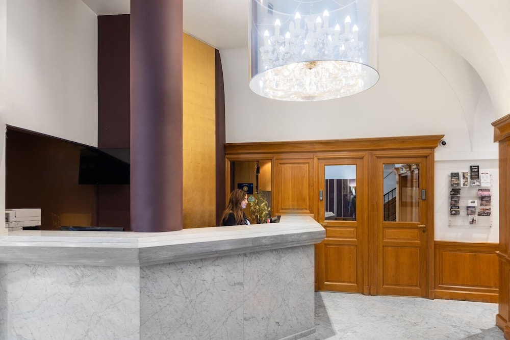 Paris Neuilly Hotel 11/64