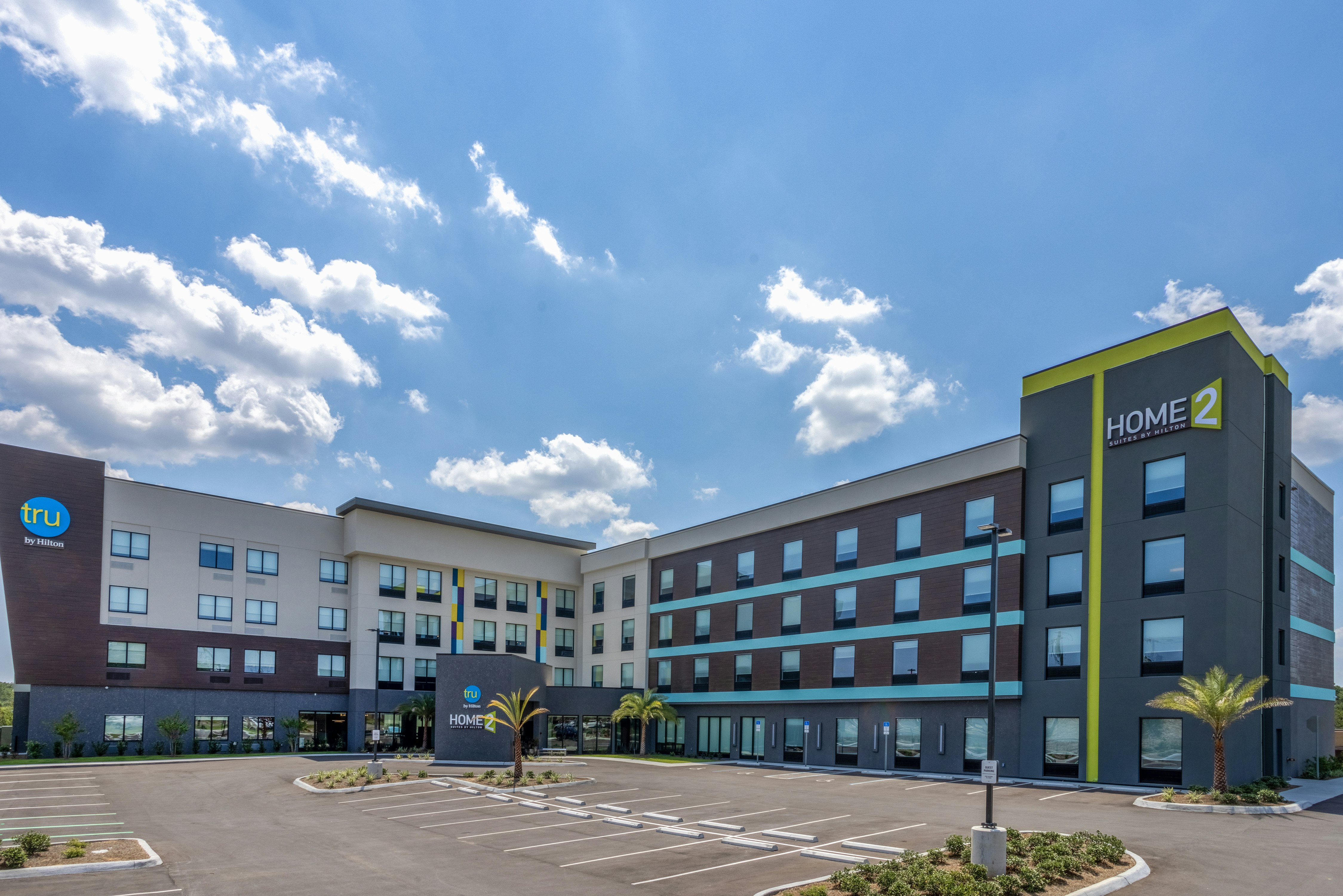 Tru by Hilton Pensacola Airport Medical Center 31/35