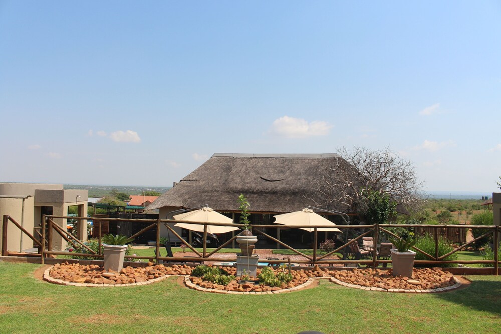 Mthembuskloof Country Lodge 33/37