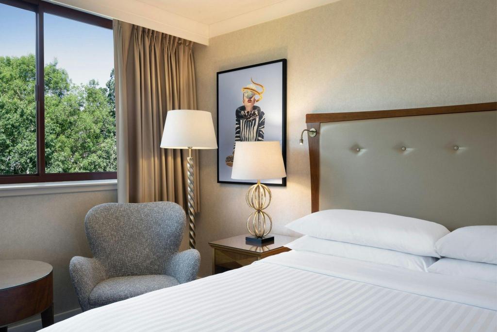 غرفة سوبيريور بسرير كينج، Delta Hotels by Marriott Swindon 4/5