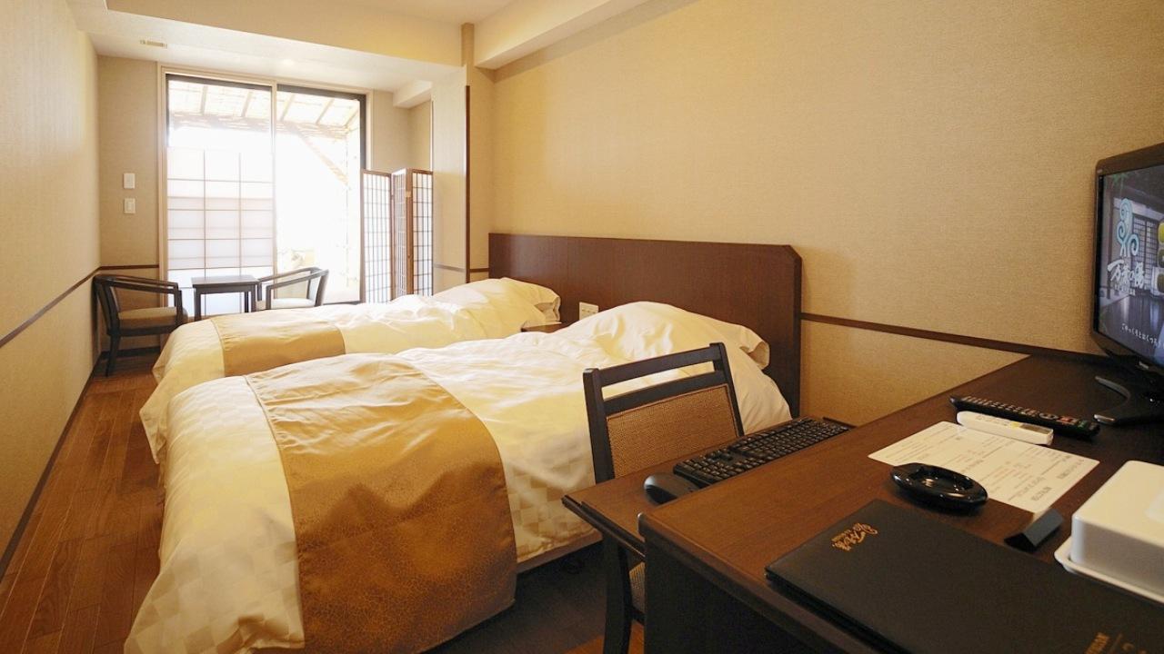 Tokyo Yugawara Onsen Manyo No Yu 4/21