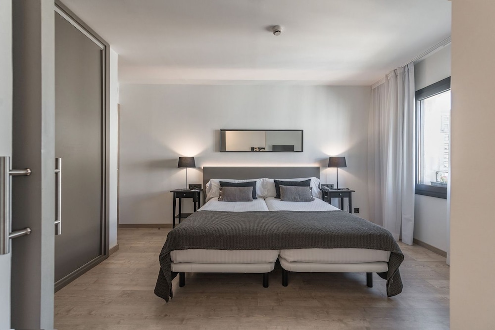 Hotel Paseo de Gracia 10/29