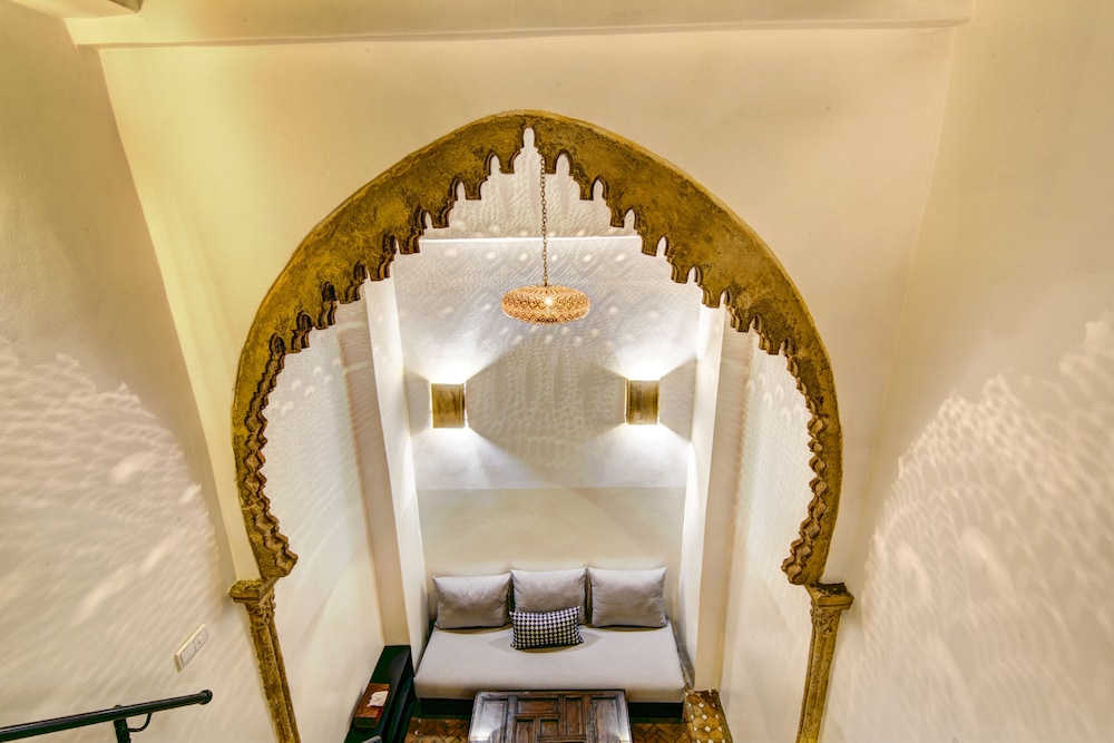 Riad Amaris 5/36