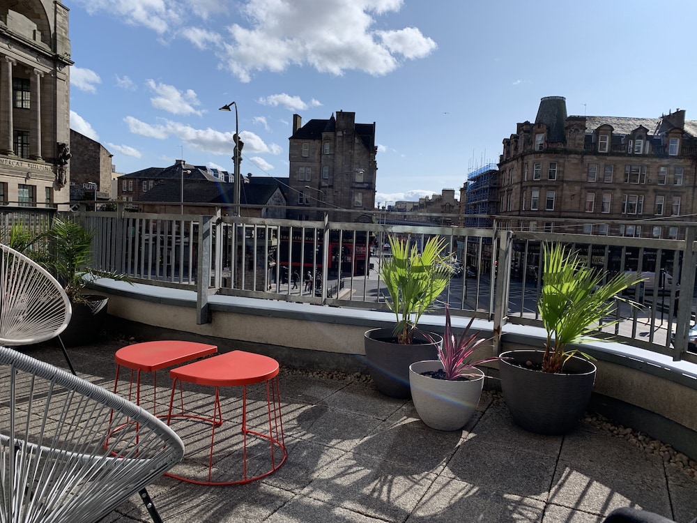 Tolbooth Apartments 41/49