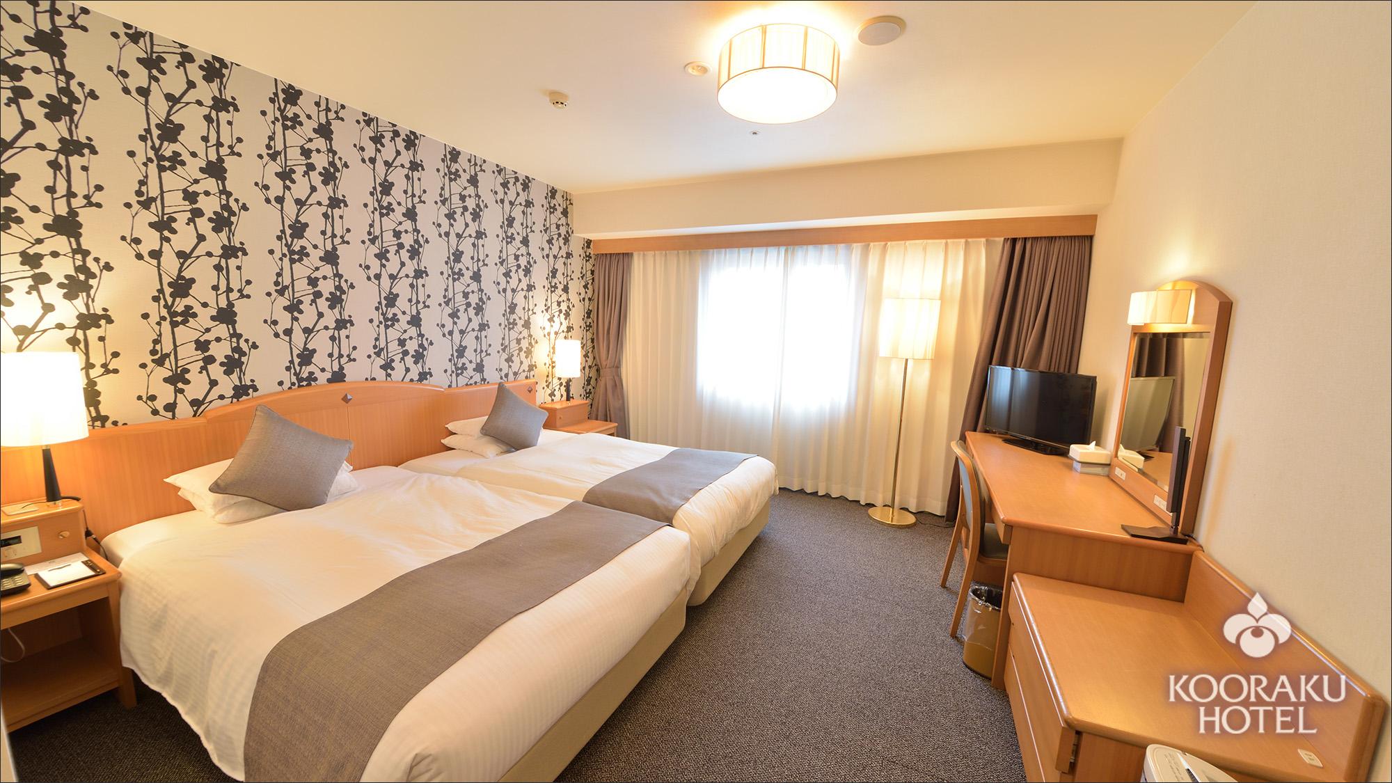 Hollywood, Standard, Twin Beds