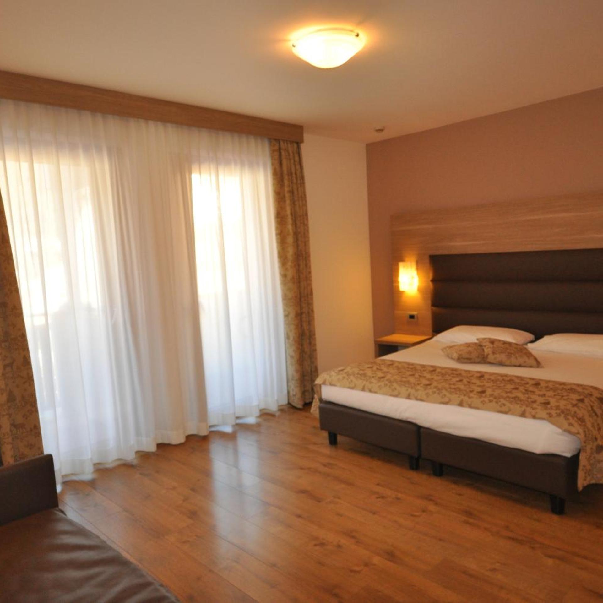 HOTEL SELECT 13/59
