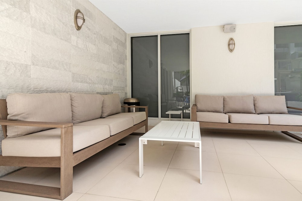 Roami at Habitat Brickell 37/50