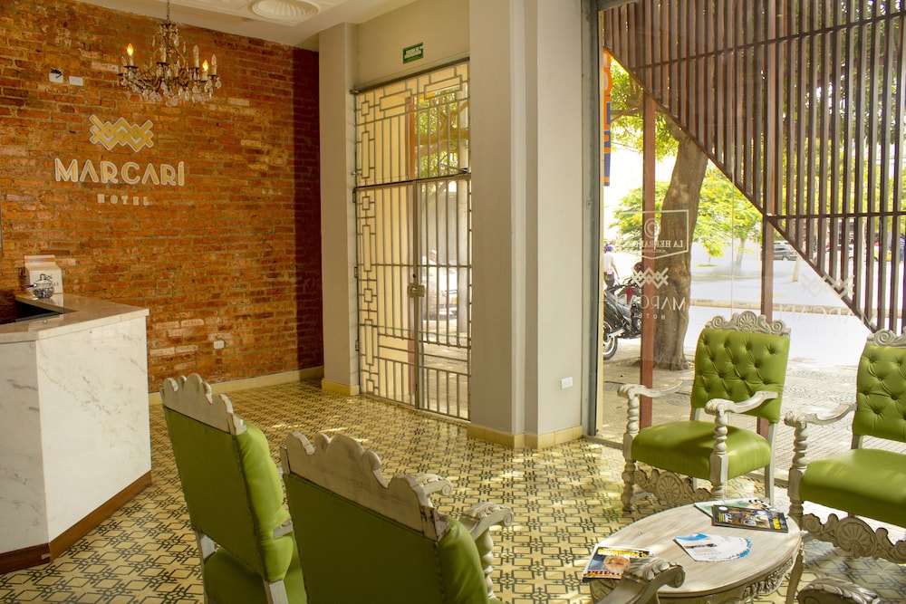 Hotel Marcari 30/30