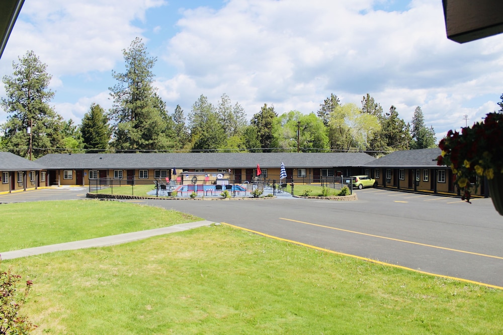 Cascade Lodge 34/66