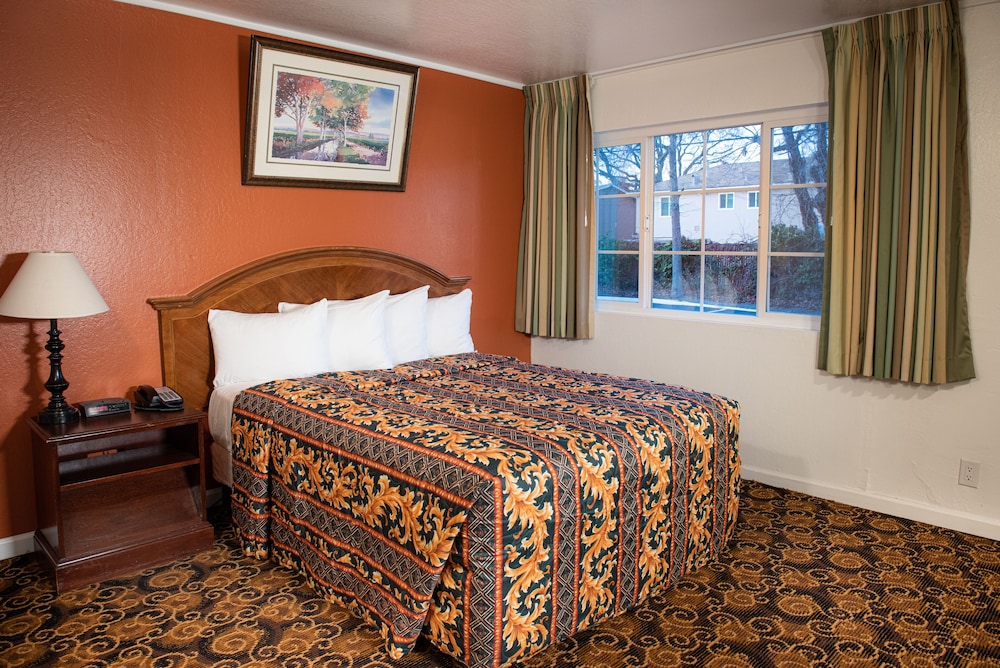 Granada Inn 19/67