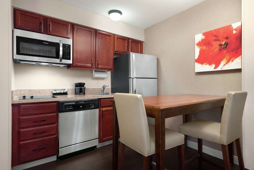 Homewood Suites Rochester Henrietta 11/41