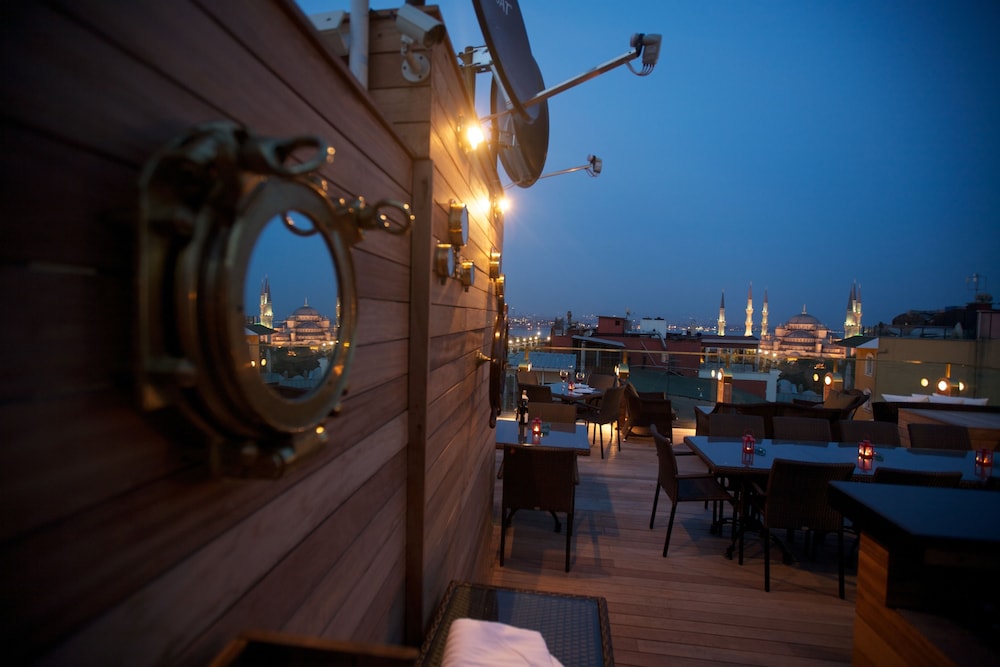 Burckin Hotel 34/46