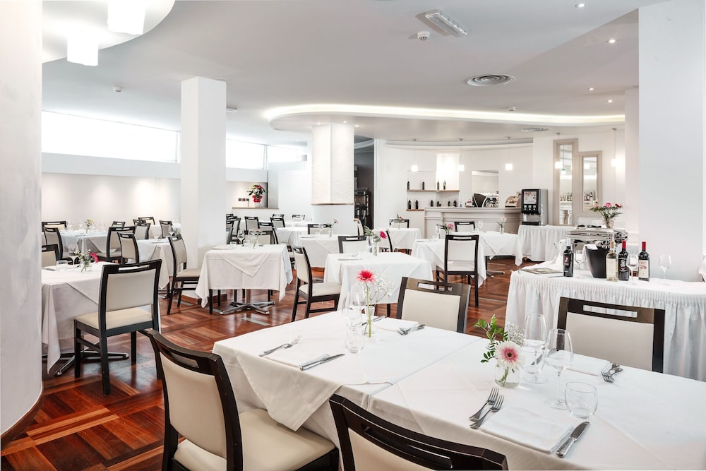 Best Western Hotel Carlo Felice 45/56