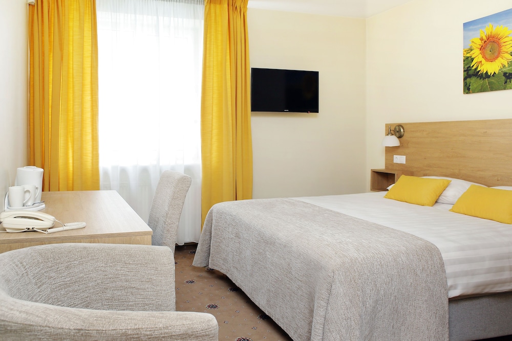 Radi Un Draugi Hotel 6/65
