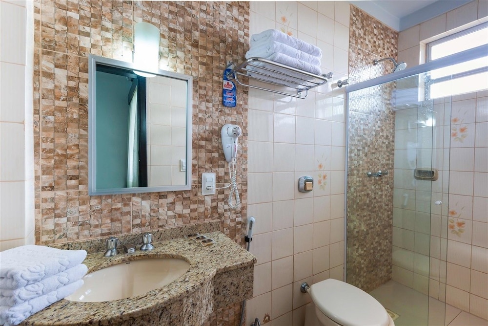 Hotel 365 59/60