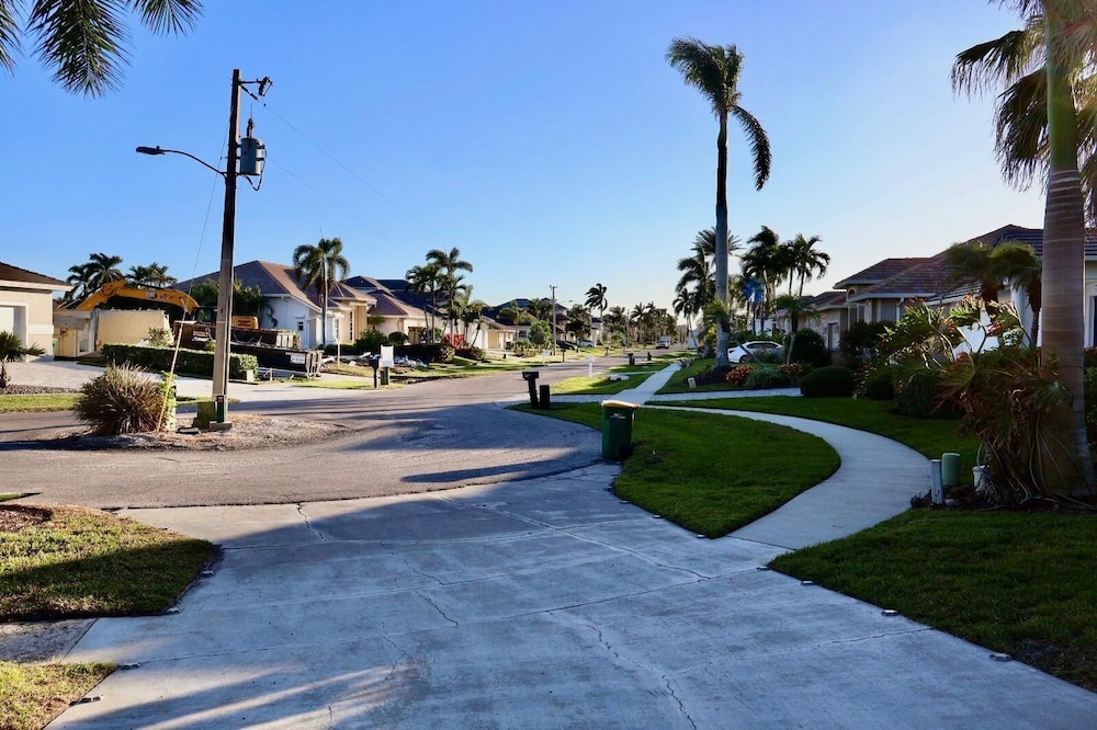 Villa Marco Island 42/50