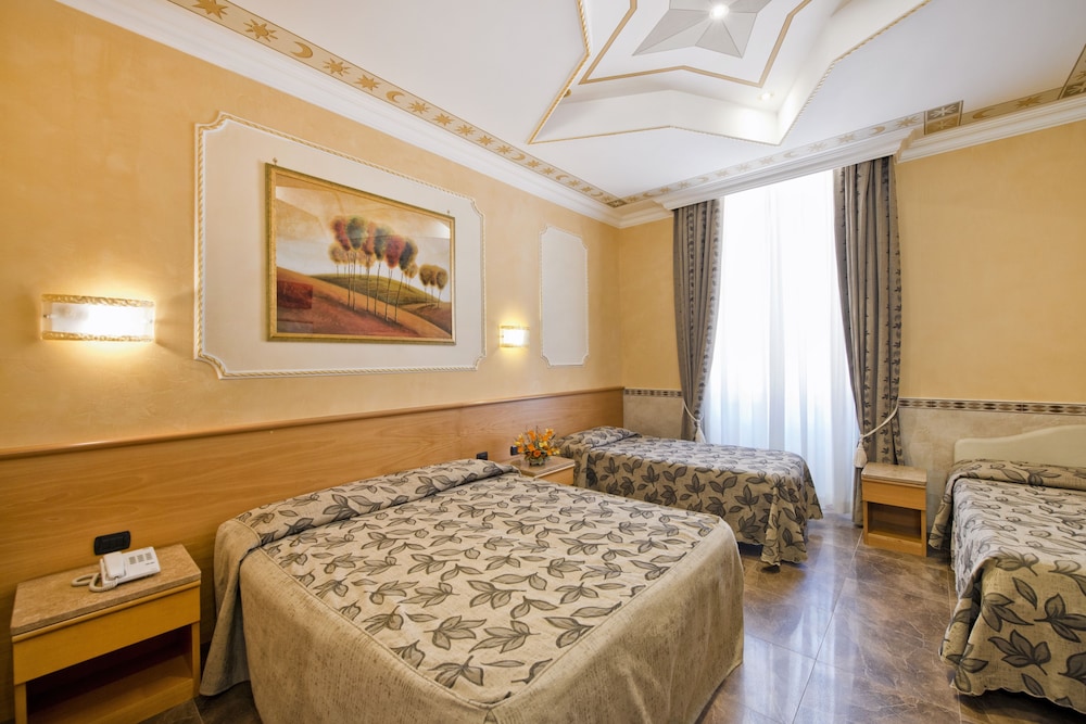 Marco Polo Hotel 22/52