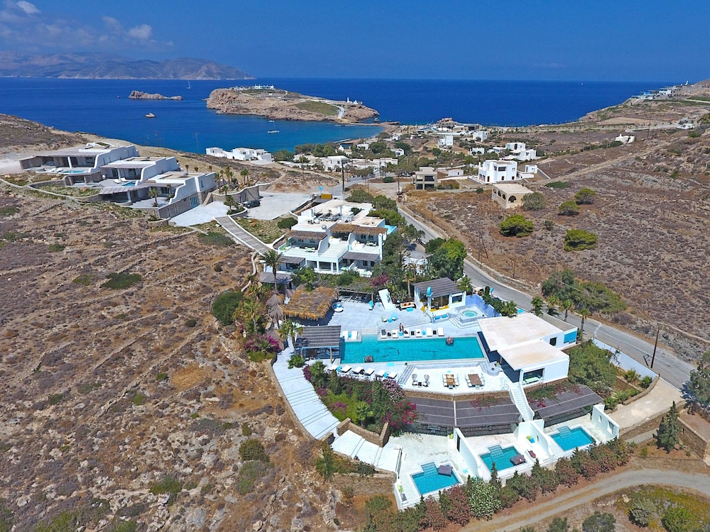 Agalia Luxury Suites 5/78