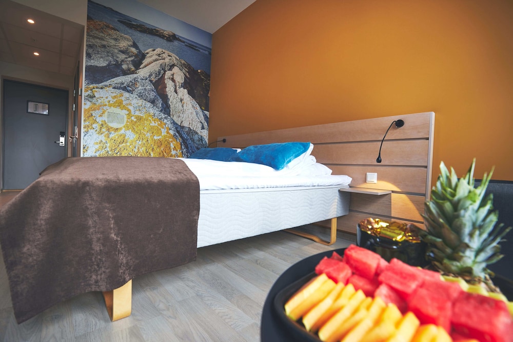 Hjorten Hotell Hitra 14/50