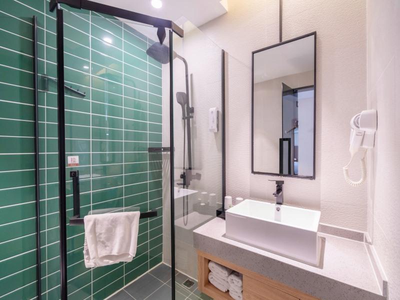 GreenTree Inn Wuxi Quanshan Center Express Hotel 33/37