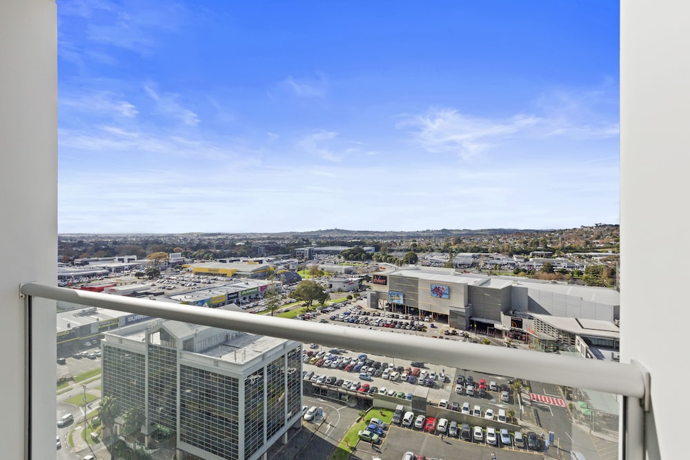 Proximity Apartments Manukau Auckland Airport 60/62