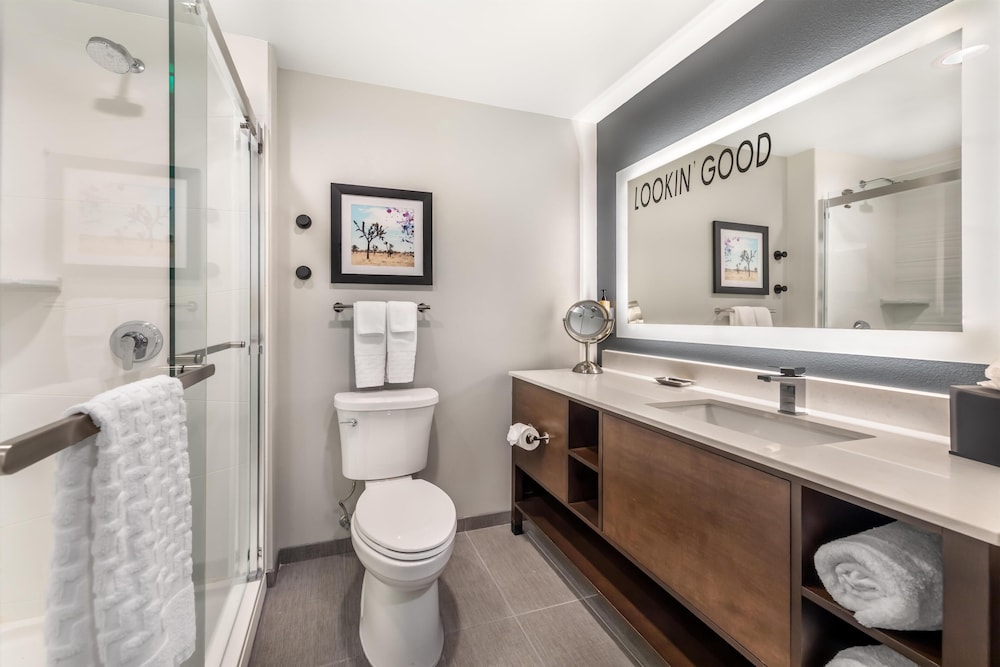 Best Western Plus Rialto 43/43
