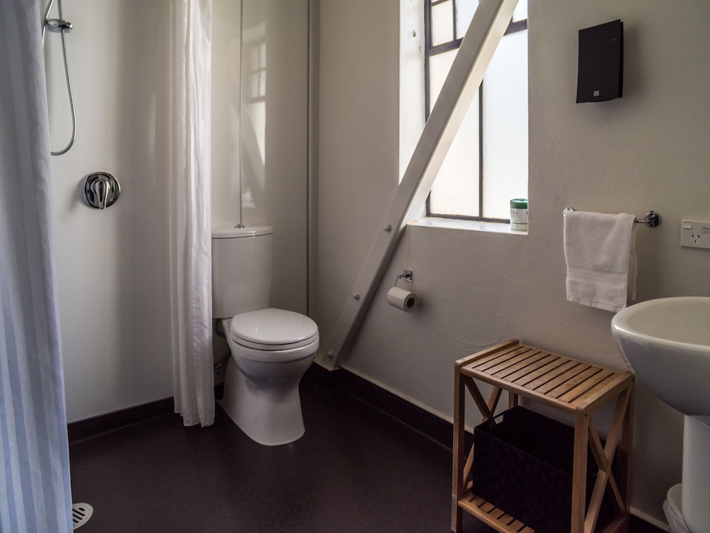 U Boutique Hotel Wellington, SureStay Collection by BW 58/68