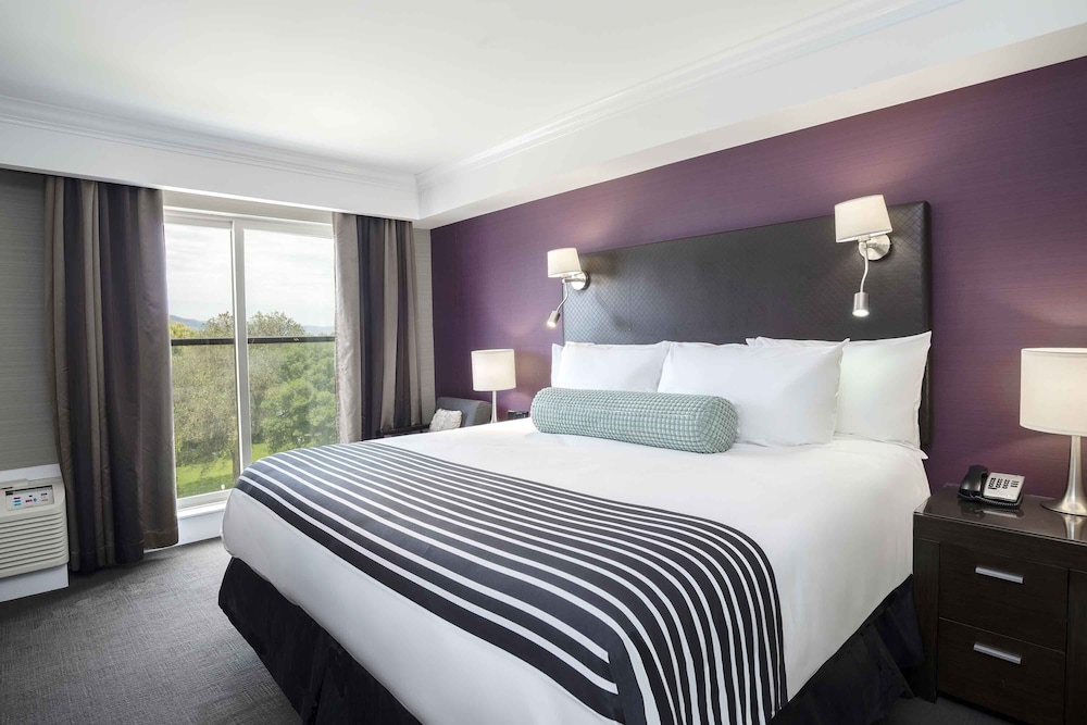 Sandman Signature Kamloops Hotel 17/54
